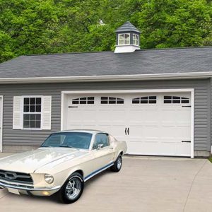 The Classic Garage by Weaver Barns